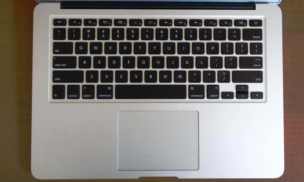2013 MacBook Air Ultrabook Review (13