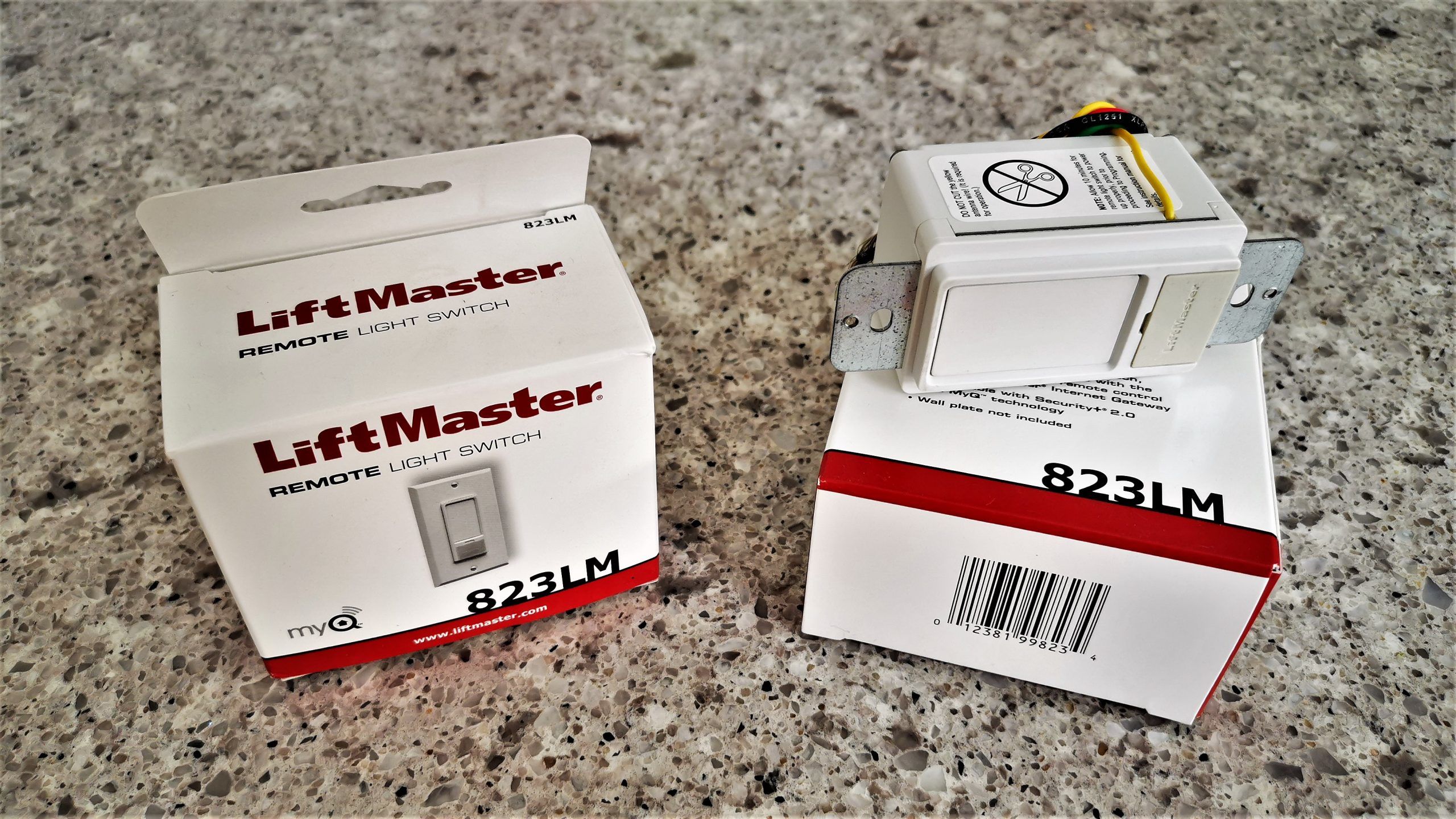823LM LiftMaster Remote Light Switch (MyQ Enabled)